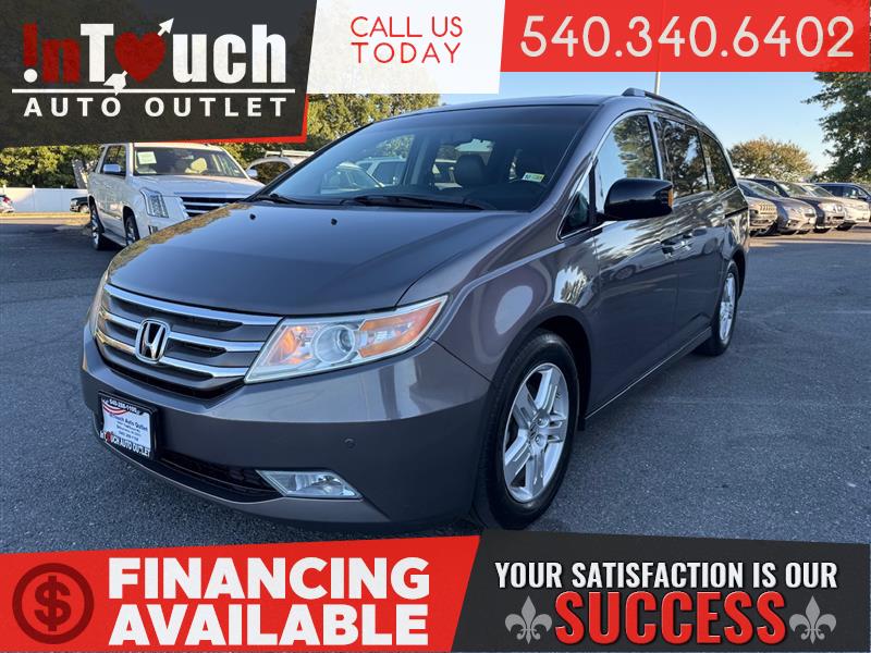 2012 HONDA ODYSSEY TOURING w/REAR ENTERTAINMENT & SUNROOF