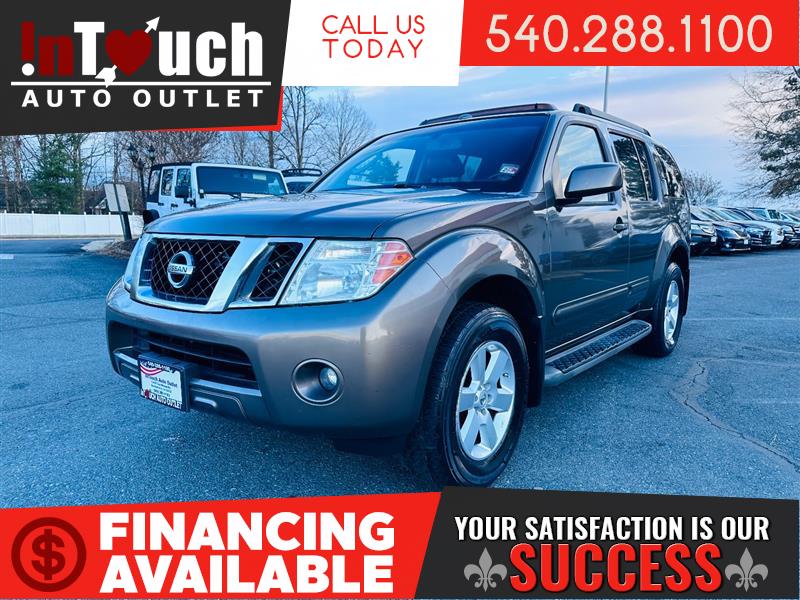 2008 NISSAN PATHFINDER SE 4WD w/PREMIUM PACKAGE & LEATHER SEATS