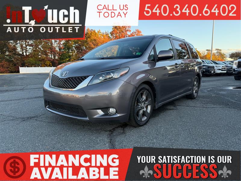 2015 TOYOTA SIENNA SE 8 PASSENGER w/PREFERRED PACKAGE