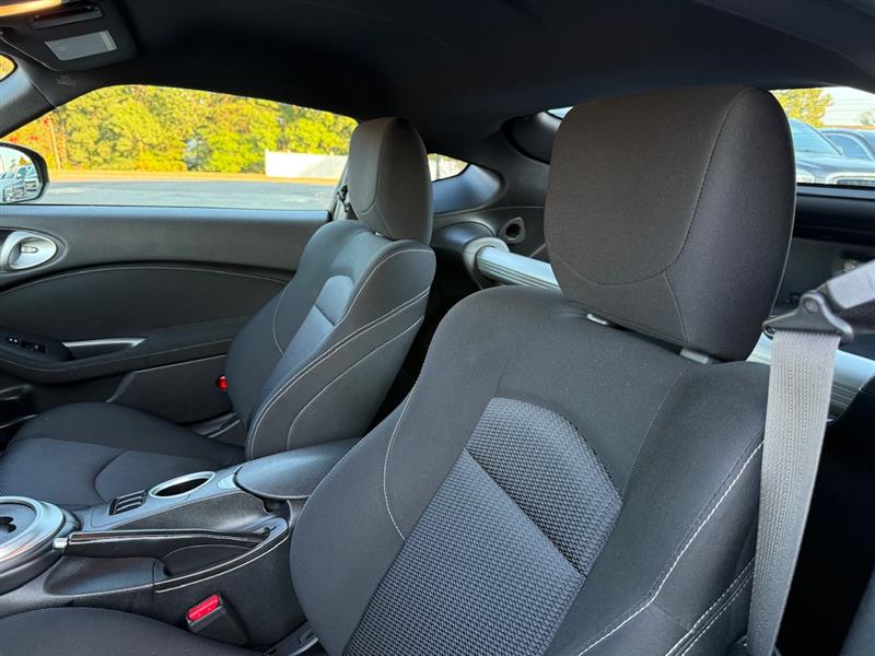 2013 Nissan 370Z Sport photo 15