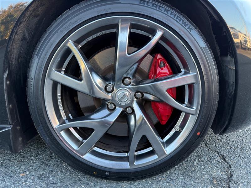 2013 Nissan 370Z Sport photo 7
