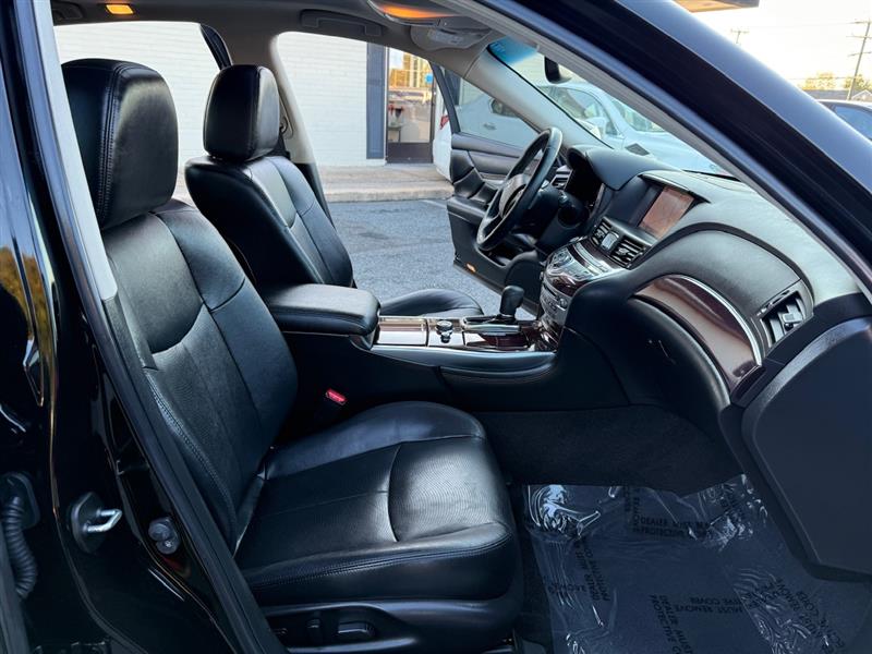 2019 Infiniti Q70 3.7 Luxe photo 13