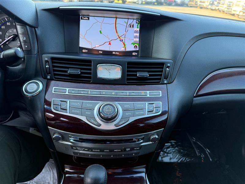 2019 Infiniti Q70 3.7 Luxe photo 37