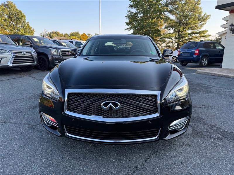 2019 Infiniti Q70 3.7 Luxe photo 5