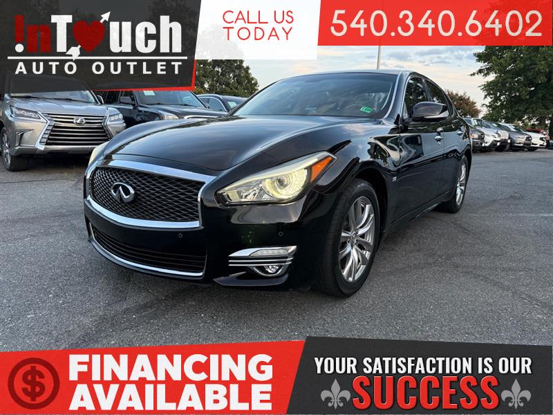 2015 INFINITI Q70 