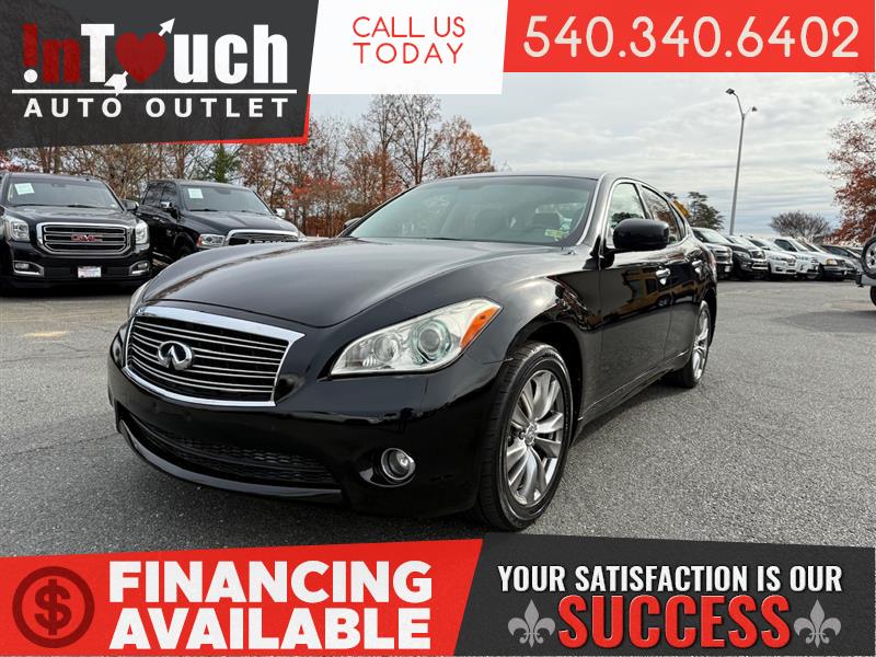 2011 INFINITI M 37's photo
