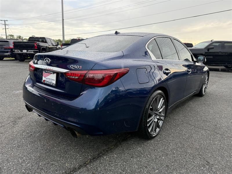 2018 Infiniti Q50 Red Sport 400 photo 3