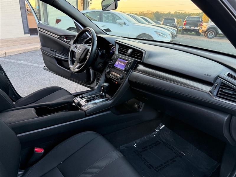 2018 Honda Civic Sport Hatchback photo 12