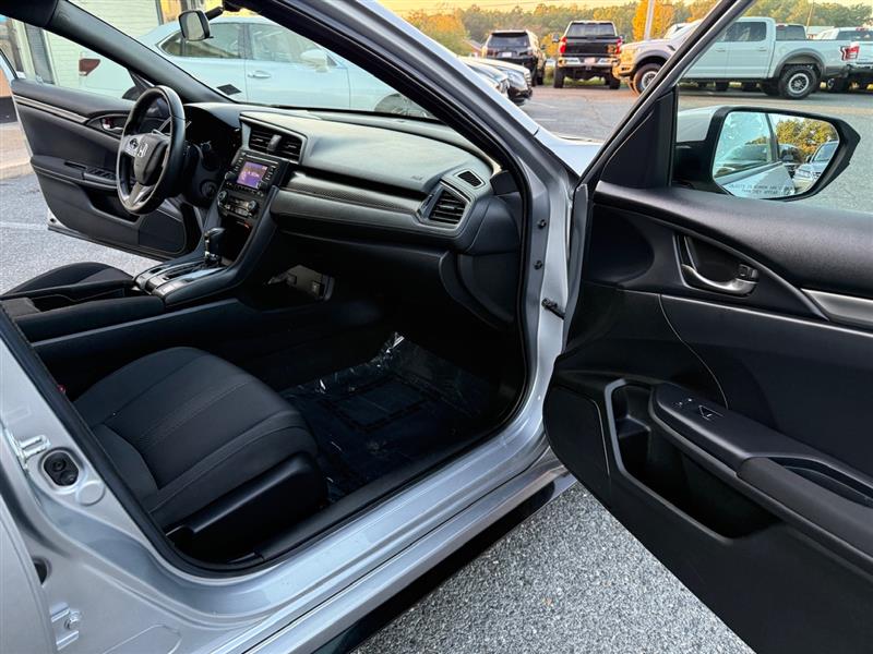 2018 Honda Civic Sport Hatchback photo 14