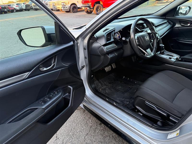 2018 Honda Civic Sport Hatchback photo 22