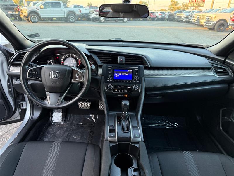 2018 Honda Civic Sport Hatchback photo 23