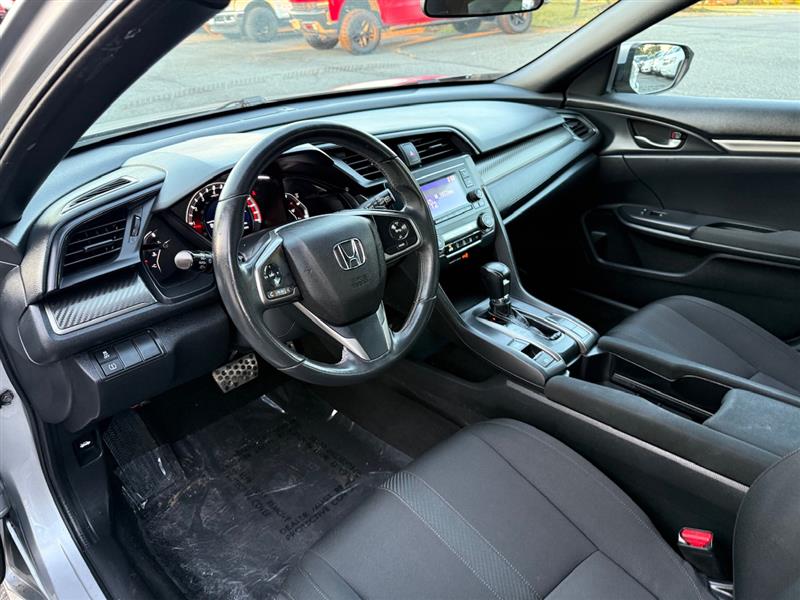 2018 Honda Civic Sport Hatchback photo 25