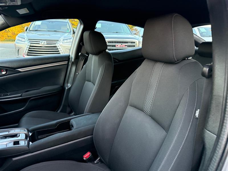 2018 Honda Civic Sport Hatchback photo 26