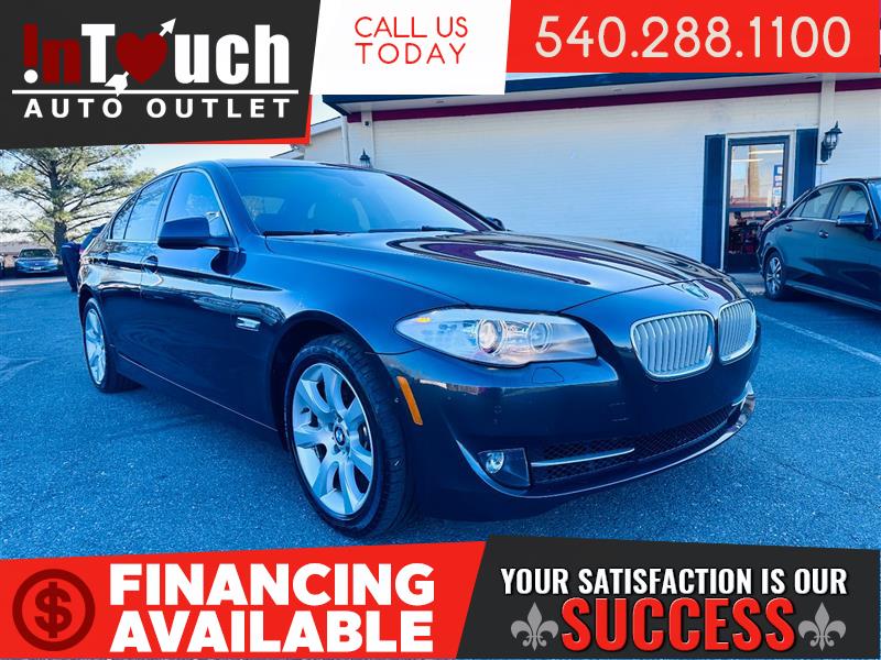 2013 BMW 550 i xDRIVE AWD w/EXECUTIVE & DRIVER ASSIST PACKAGE