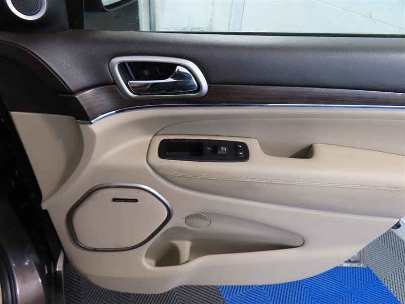 JEEPGRAND CHEROKEE37