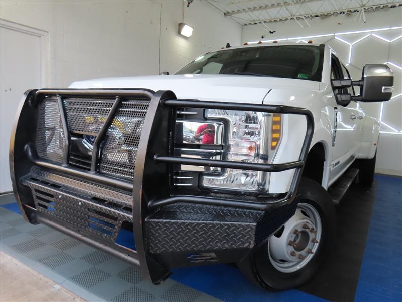 2019 FORD SUPER DUTY F-350 DRW Lariat