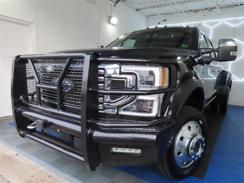 2020 Ford F-450 Super Duty King Ranch's photo