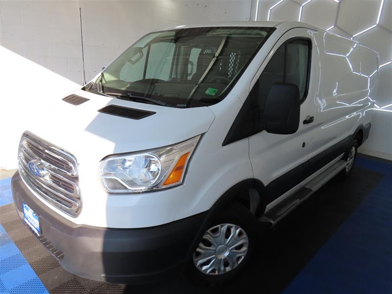 2019 Ford Transit Van photo 3