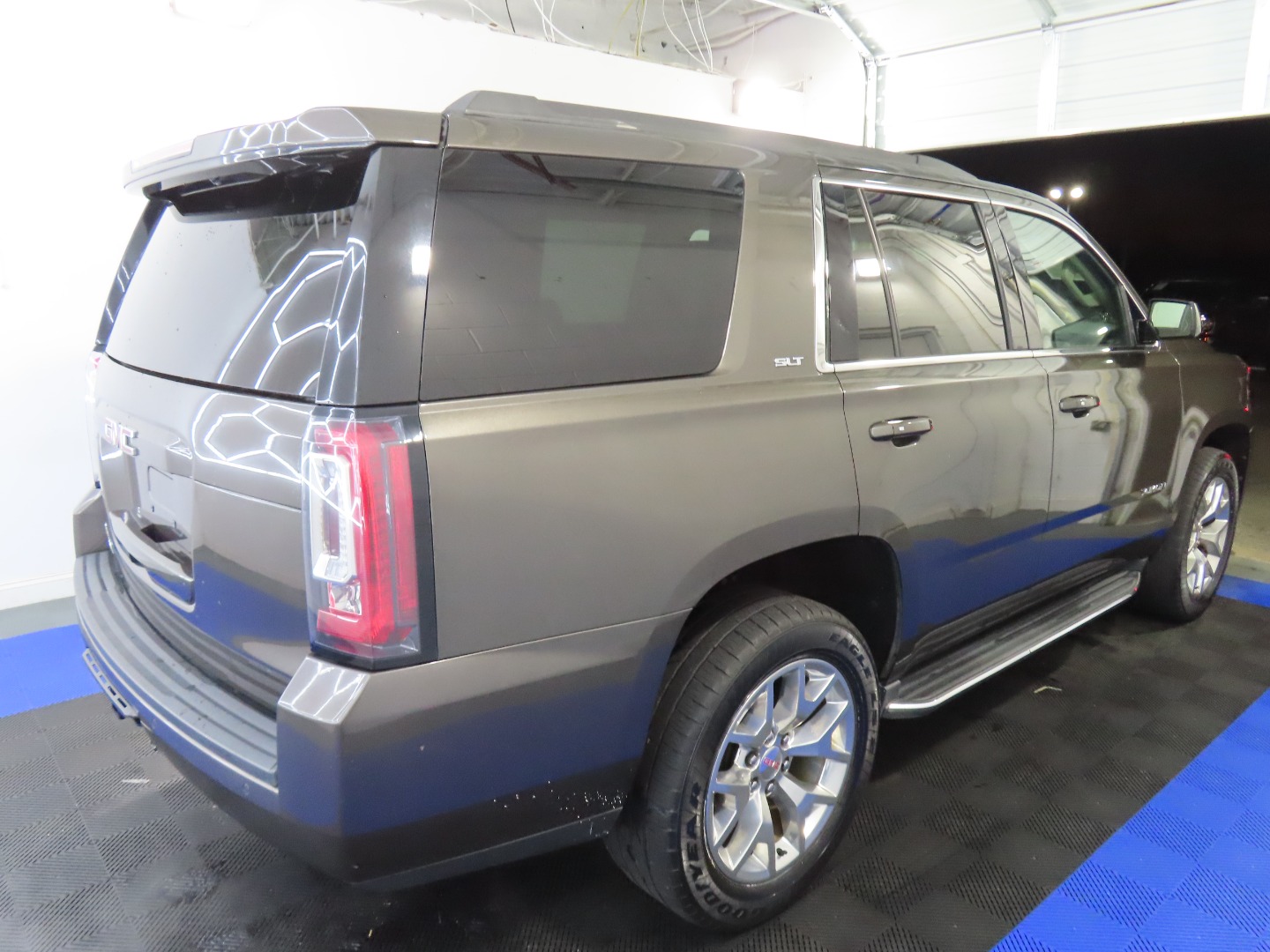 2019 GMC Yukon SLT photo 14