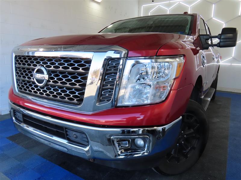 2017 NISSAN TITAN XD SV