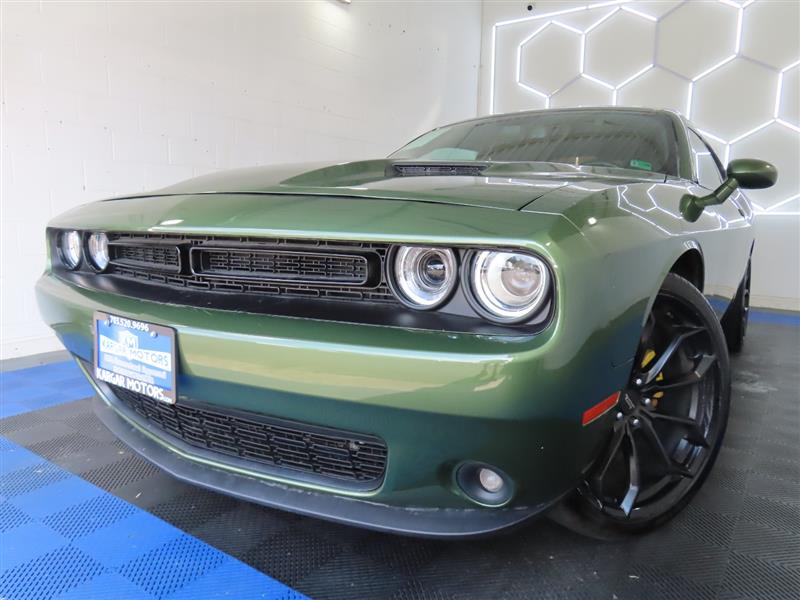 2021 DODGE CHALLENGER SXT