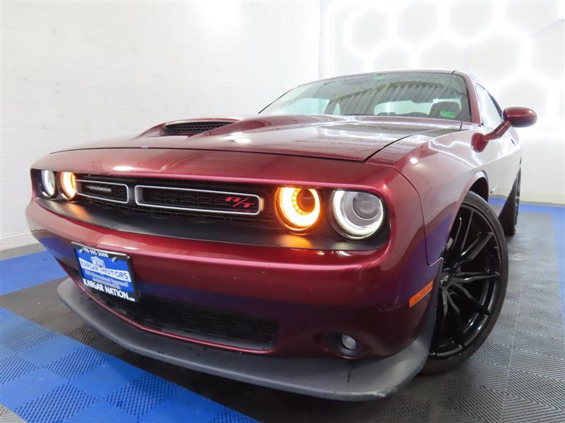 2021 Dodge Challenger R/T's photo