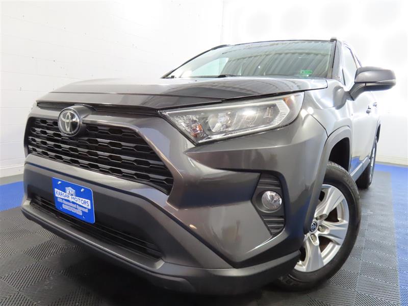 2021 TOYOTA RAV4 XLE