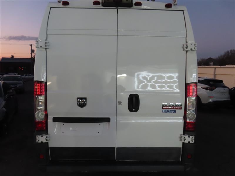 RAMPROMASTER CARGO VAN11