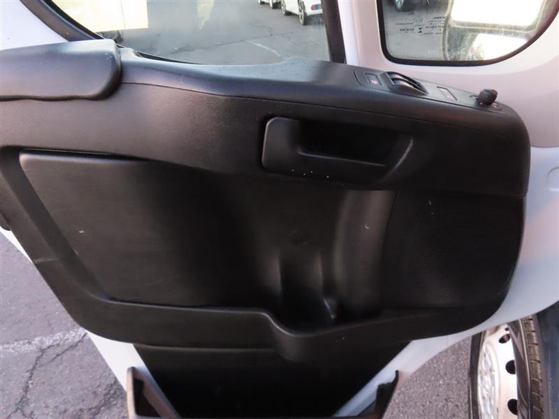 RAMPROMASTER CARGO VAN15