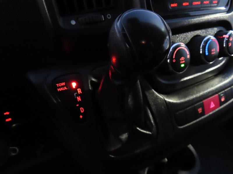 RAMPROMASTER CARGO VAN21