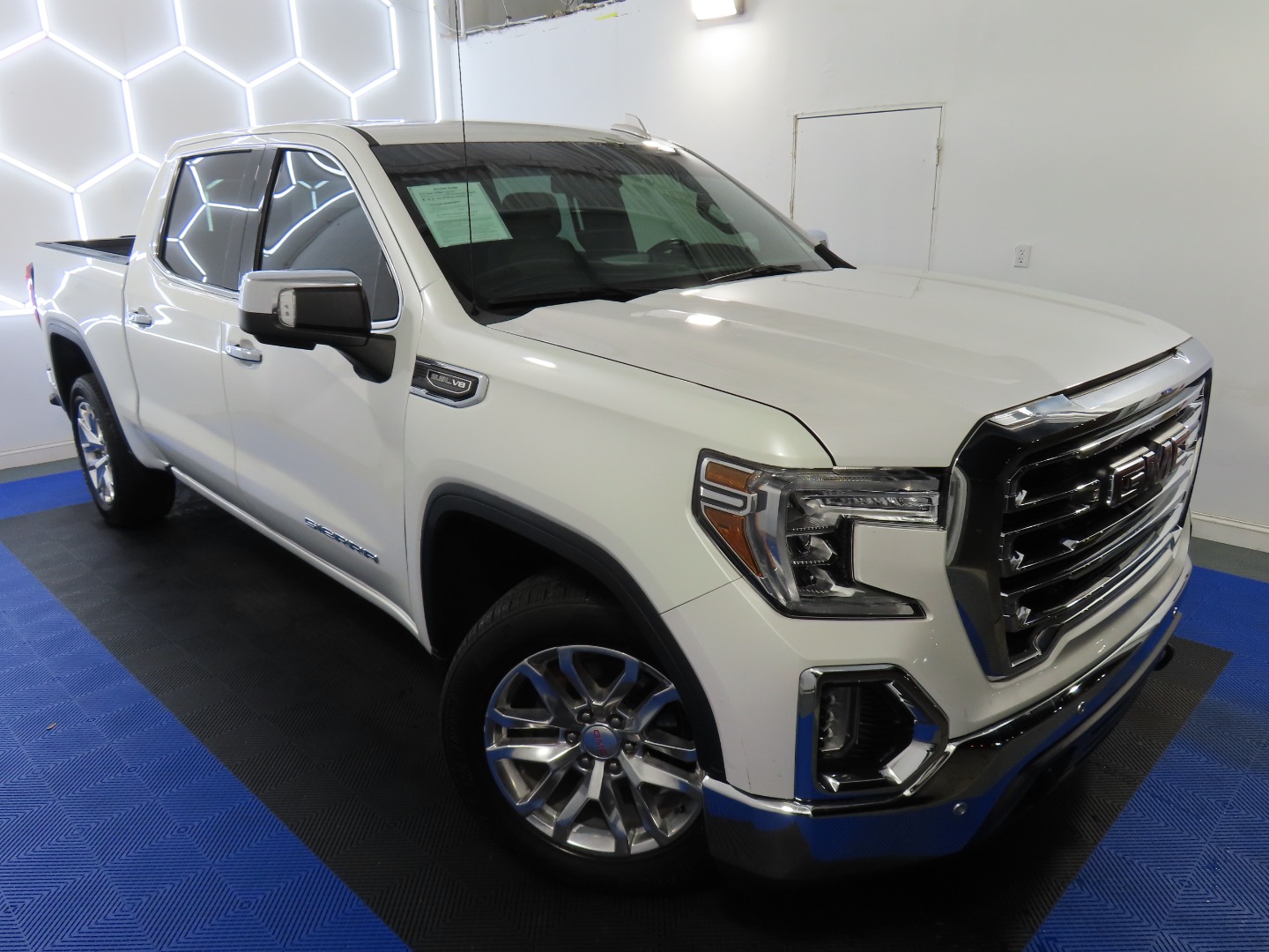 2021 GMC Sierra 1500 SLT photo 5