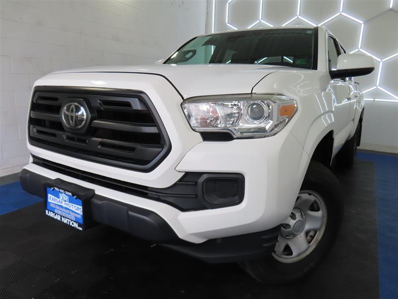 2019 TOYOTA TACOMA SR