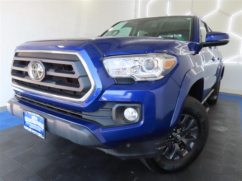 2022 TOYOTA TACOMA SR5