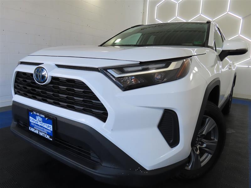 2022 TOYOTA RAV4 HYBRID XLE