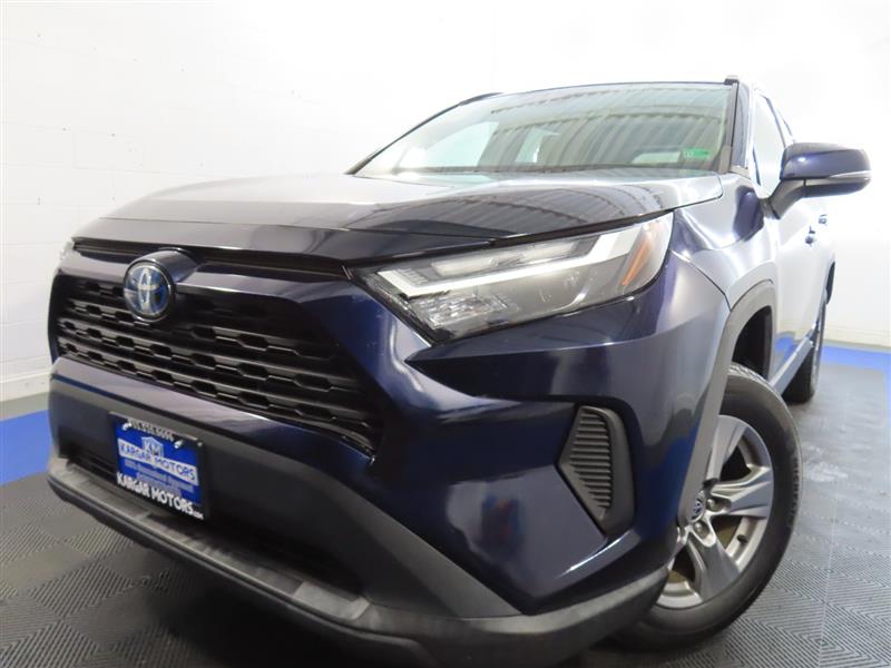 2023 TOYOTA RAV4 HYBRID XLE