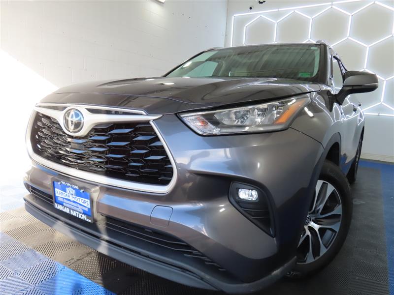 2020 TOYOTA HIGHLANDER XLE