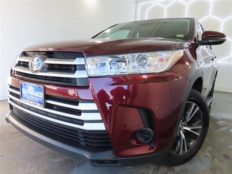 2019 TOYOTA HIGHLANDER LE