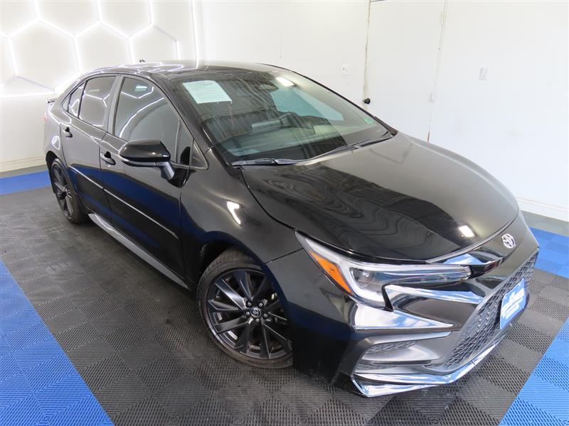 2023 Toyota Corolla SE photo 4