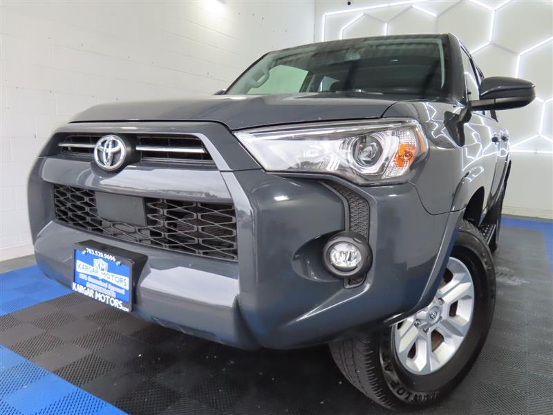 2024 TOYOTA 4RUNNER SR5