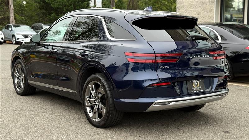 2024 Genesis Electrified GV70 Advanced photo 3