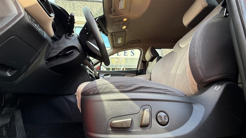 2019 Hyundai Santa Fe SEL Plus photo 10