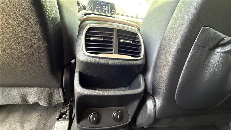 2019 Hyundai Santa Fe SEL Plus photo 14