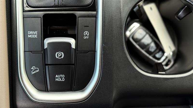 2019 Hyundai Santa Fe SEL Plus photo 20