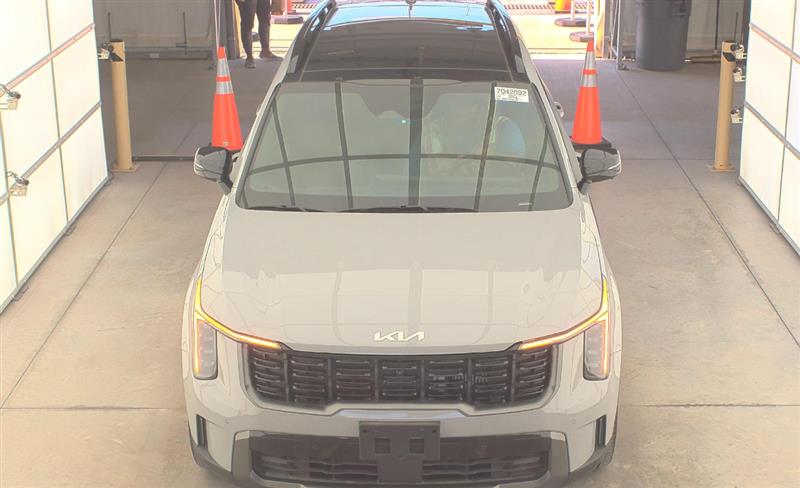 2024 Kia Sorento X-Line SX Prestige photo 2