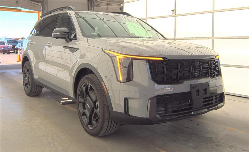 2024 Kia Sorento X-Line SX Prestige photo 3