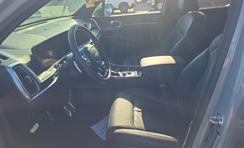 2024 Kia Sorento X-Line SX Prestige photo 8