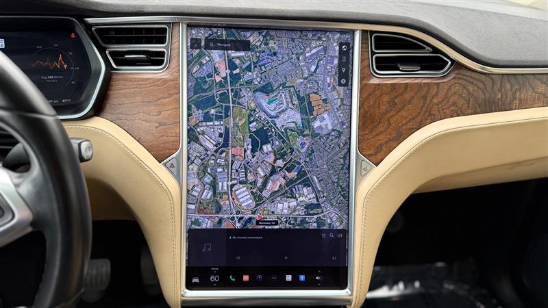 2017 Tesla Model X 90D photo 24