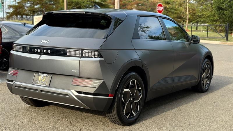 2024 Hyundai Ioniq 5 SEL photo 6