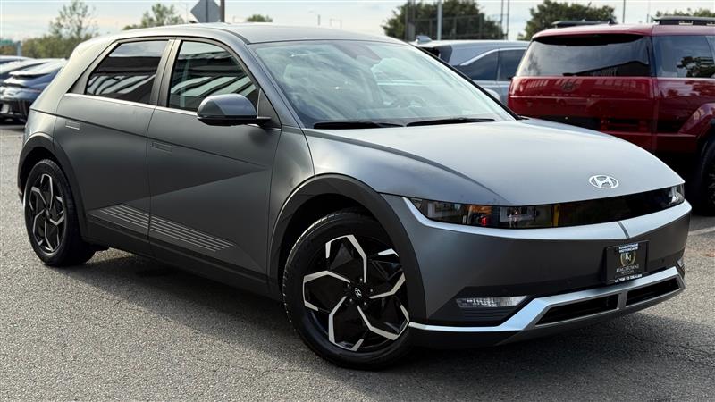 2024 Hyundai Ioniq 5 SEL photo 8