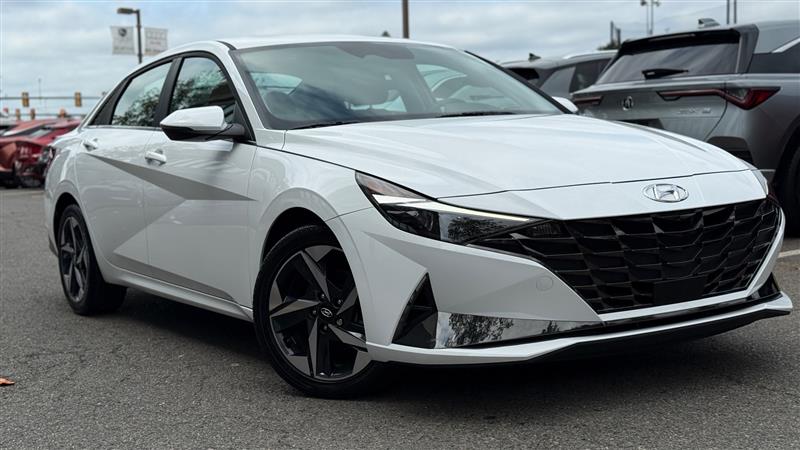 2023 Hyundai Elantra Hybrid Limited photo 8